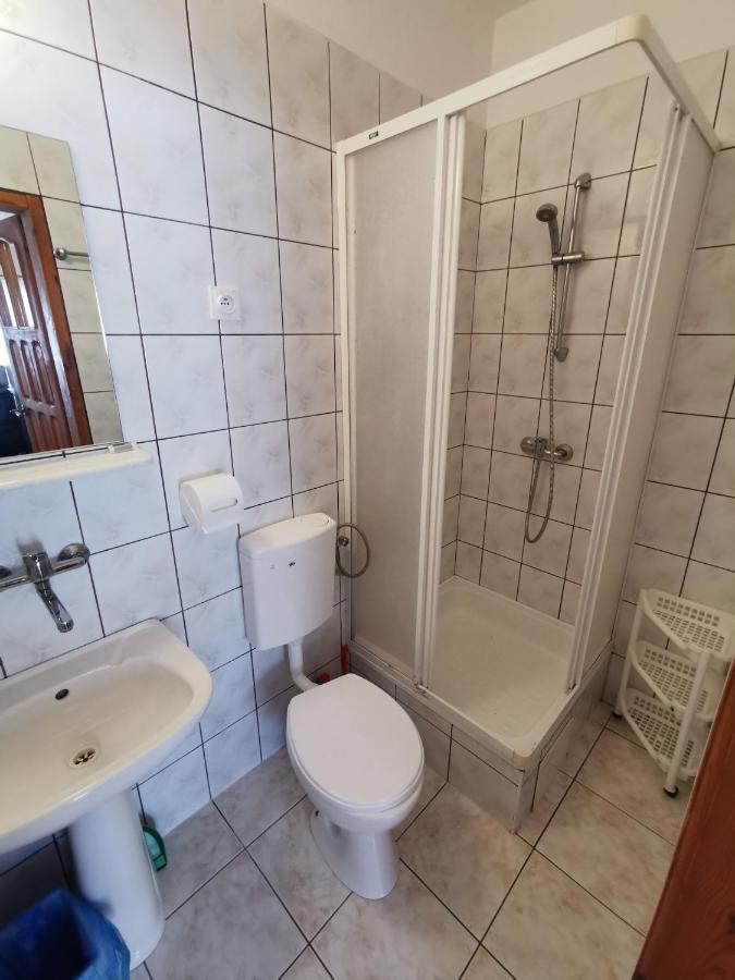 Dom Wczasowy Maja Dźwirzyno Buitenkant foto