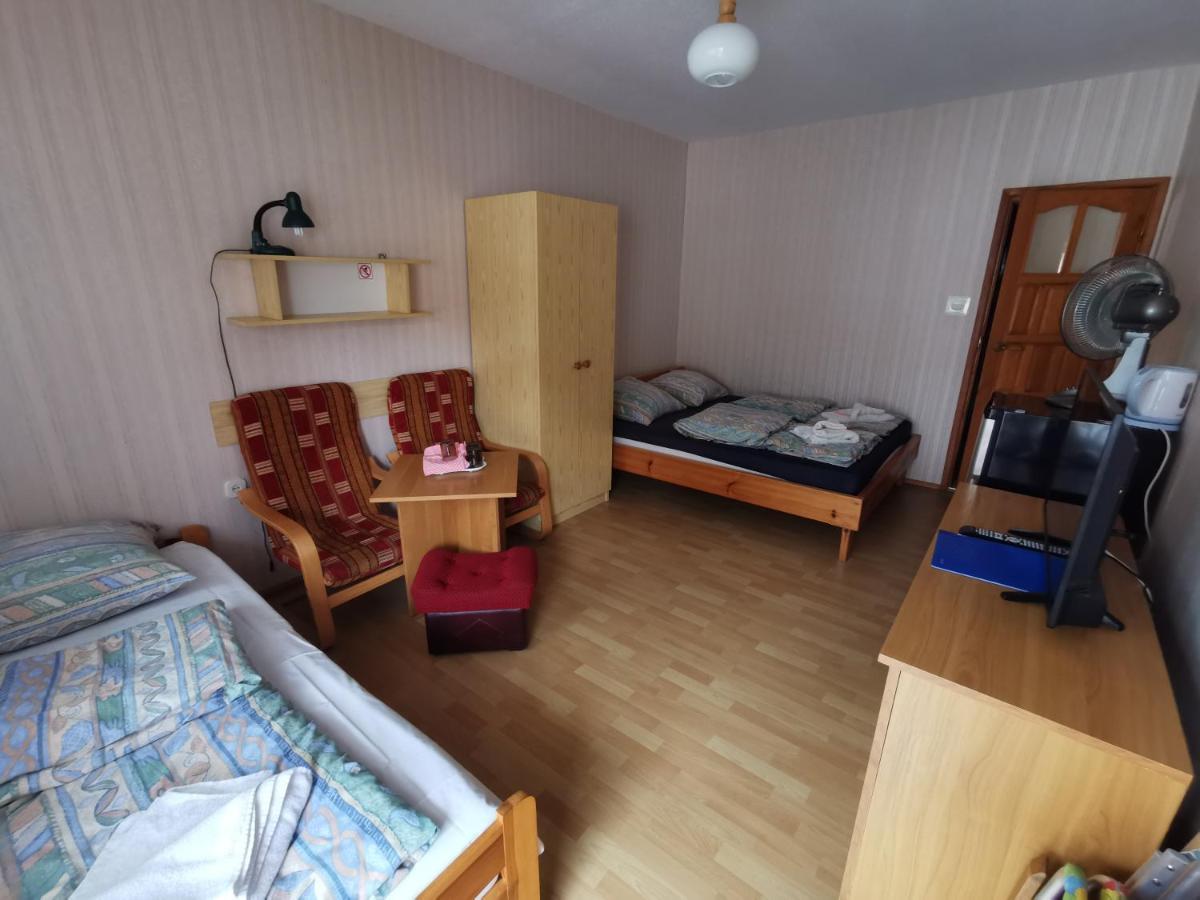 Dom Wczasowy Maja Dźwirzyno Buitenkant foto