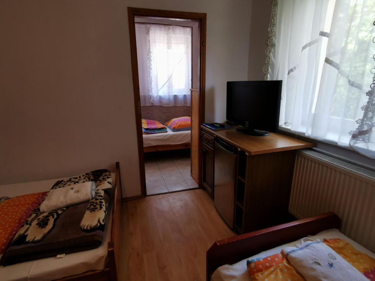 Dom Wczasowy Maja Dźwirzyno Buitenkant foto